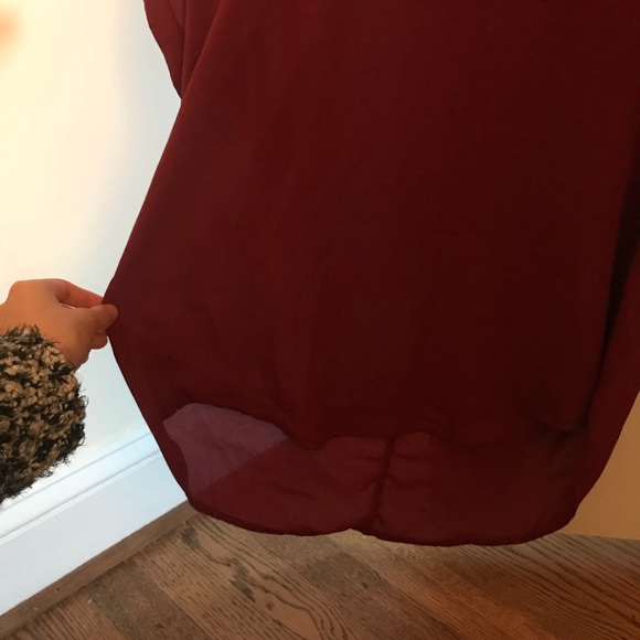 NWOT LUSH V-neck Blouse High Low Half Sleeves - Picture 5 of 8